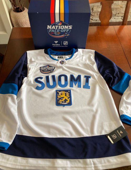 fanatics hockey jersey image